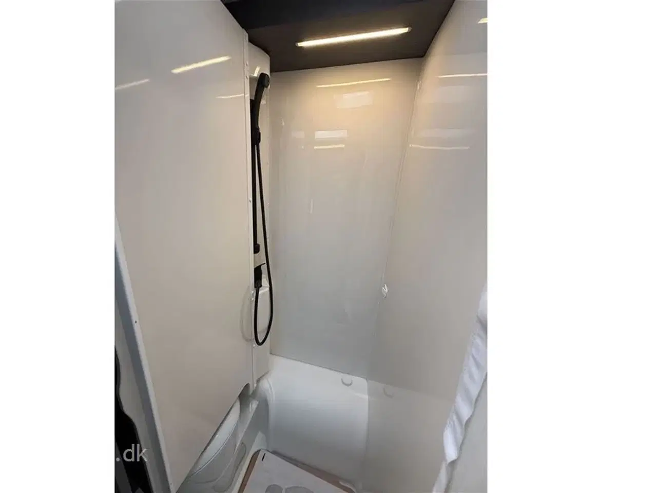 Billede 11 - 2026 - Etrusco I 6900 SB Scandic Edition Aut Etrusco by Hymer er Italiensk Elegance og Komfort fra Hinshøj Caravan