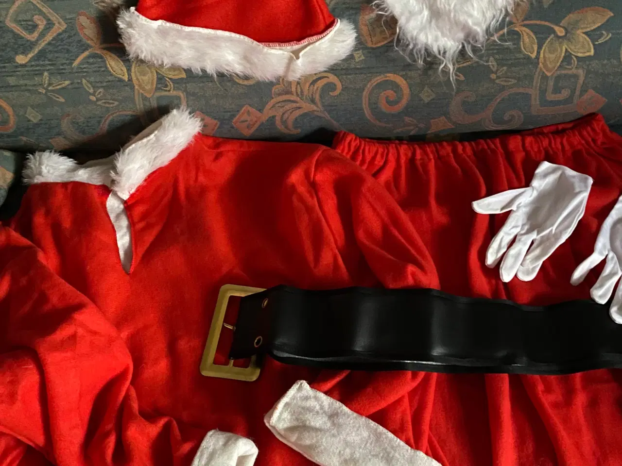 Billede 1 - Julemandskostume