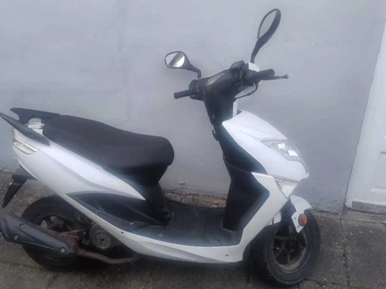 Billede 2 - Vga explora 50 4t 2012