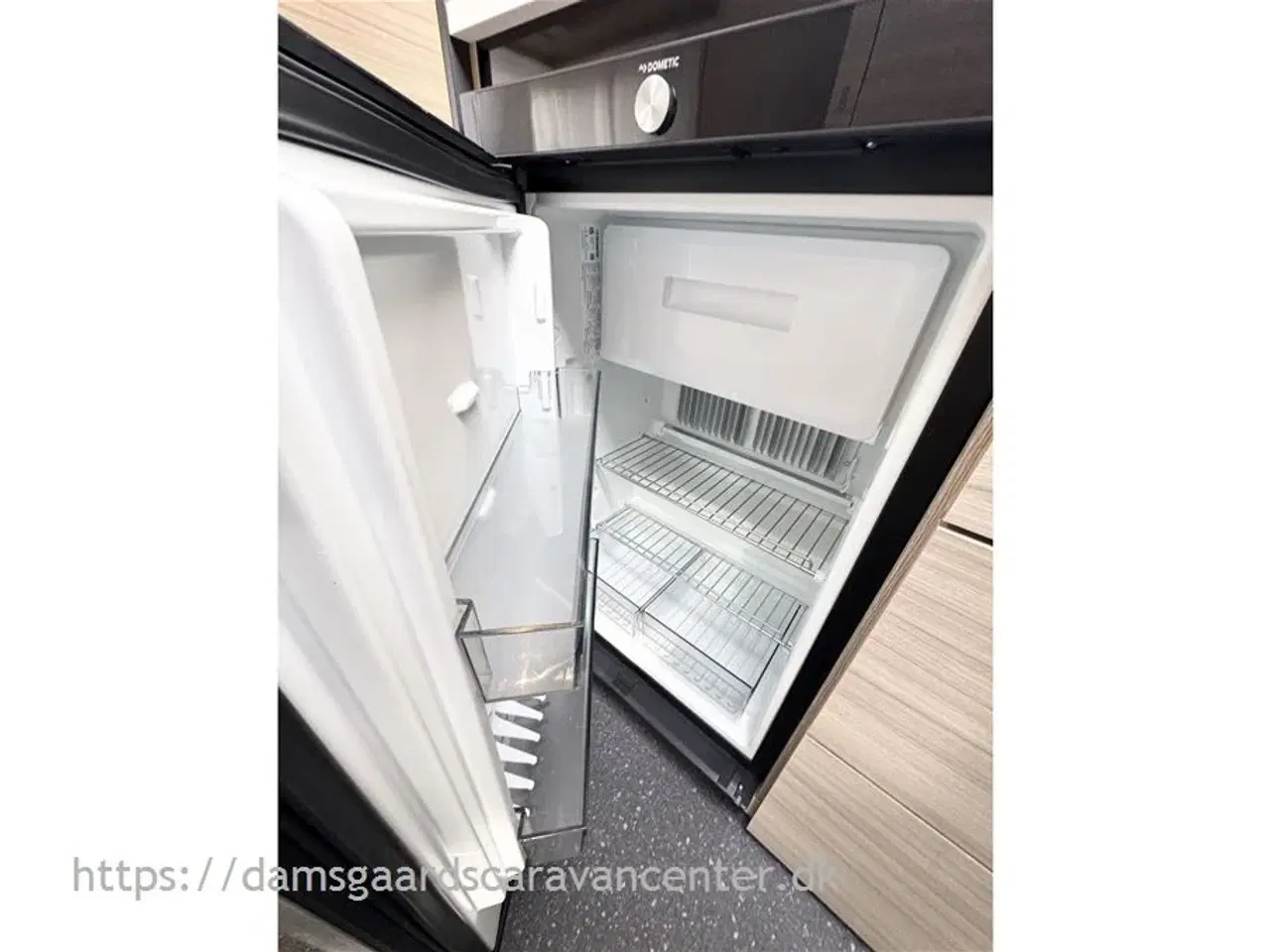 Billede 14 - 2023 - Adria Altea 432 PX   Franskseng-Gulvtemp.-Mover-Markise-telt