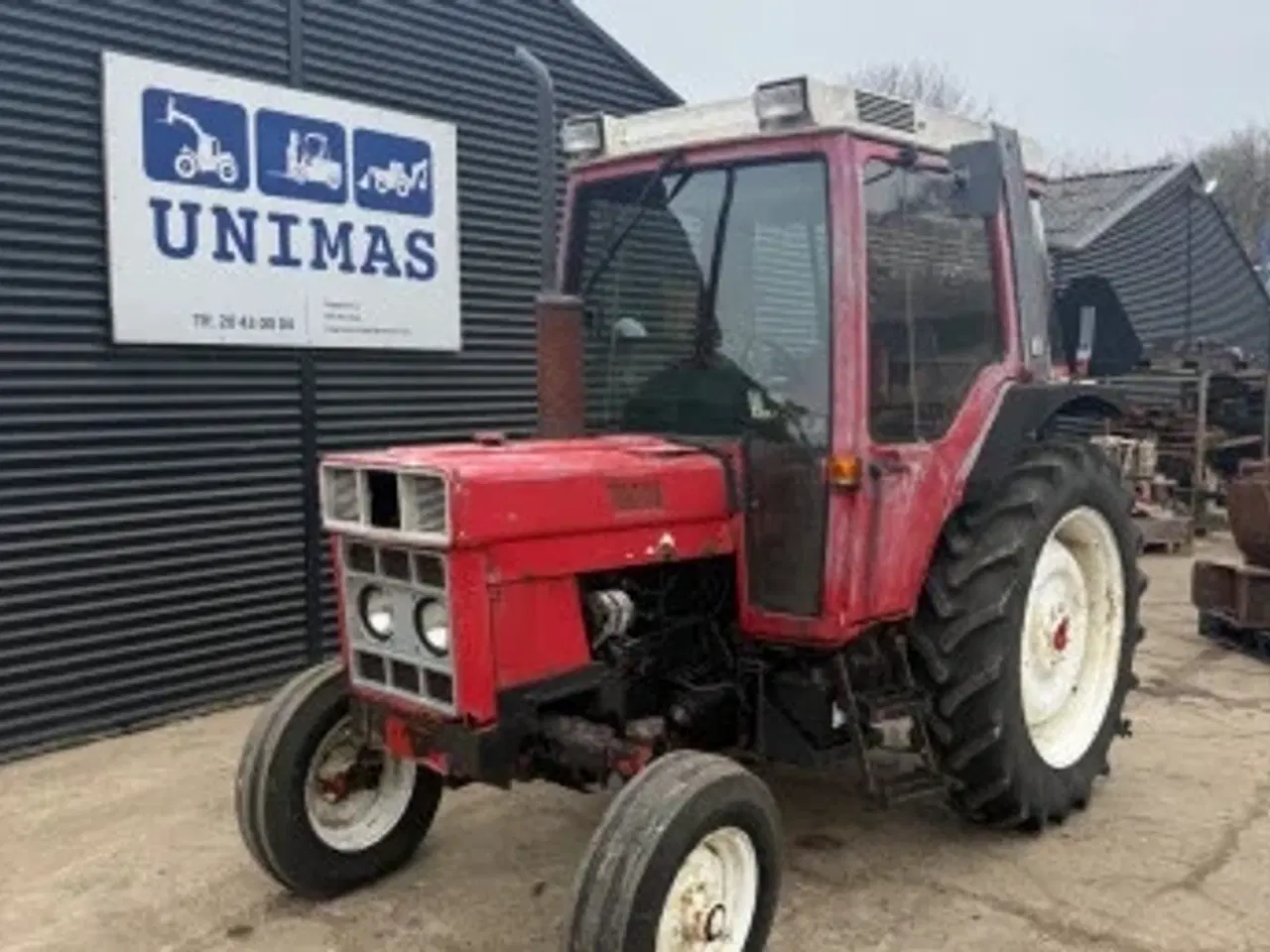 Billede 1 - Traktor med registreringsattest