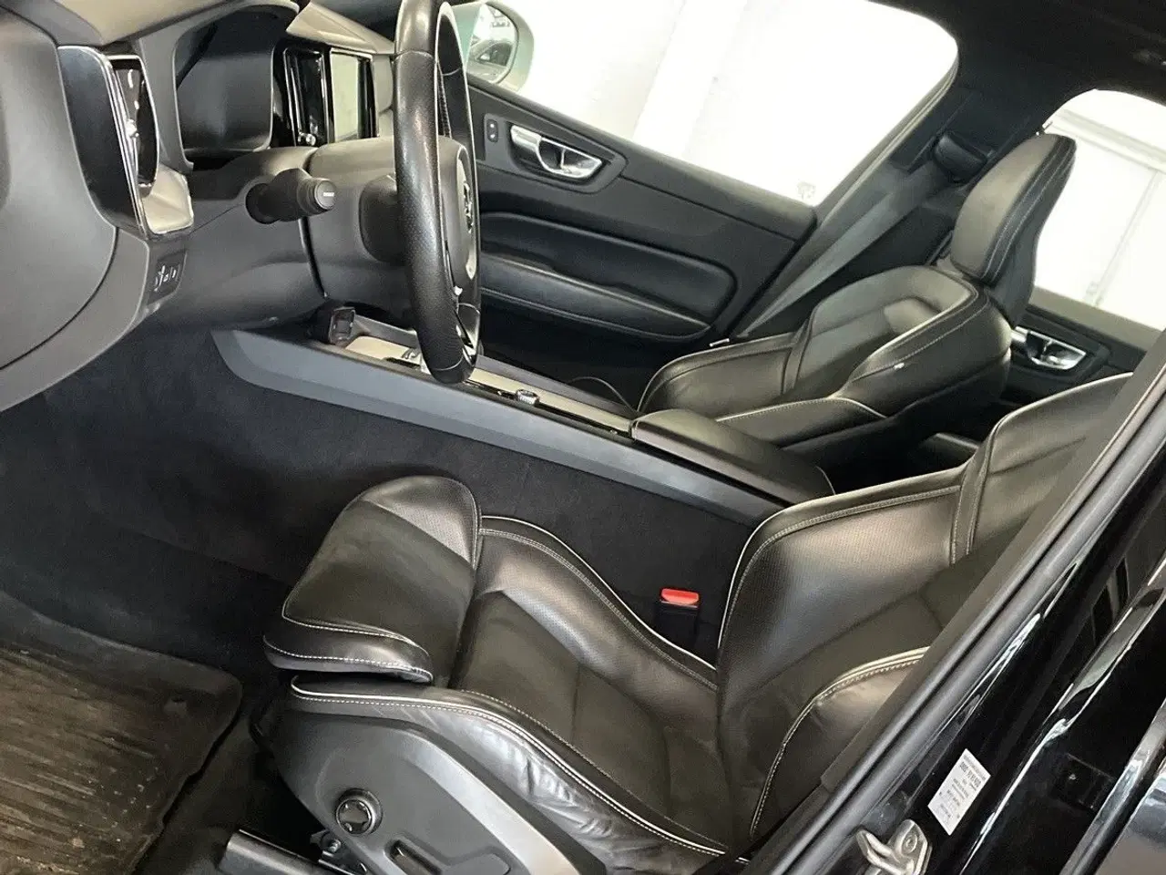 Billede 11 - Volvo XC60 2,0 T8 Twin Engine  Plugin-hybrid R-design AWD 390HK 5d 8g Aut.