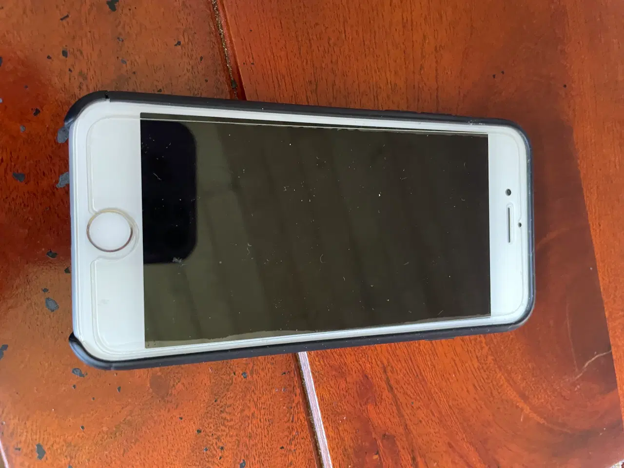 Billede 3 - iPhone 7 ingen brugs spor og cover og panser glas
