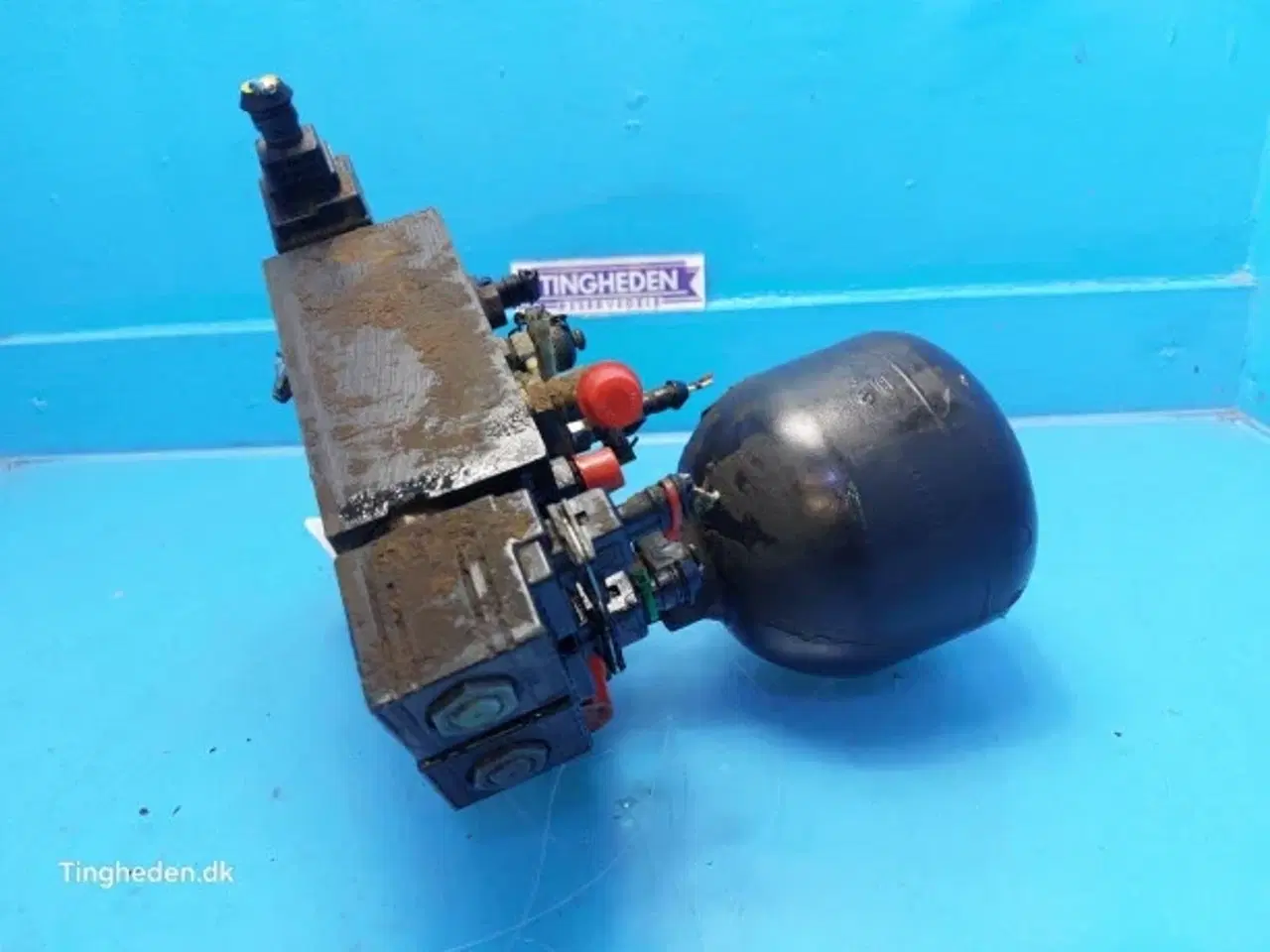 Billede 5 - Valmet 8050 Hydraulikventil 33010630