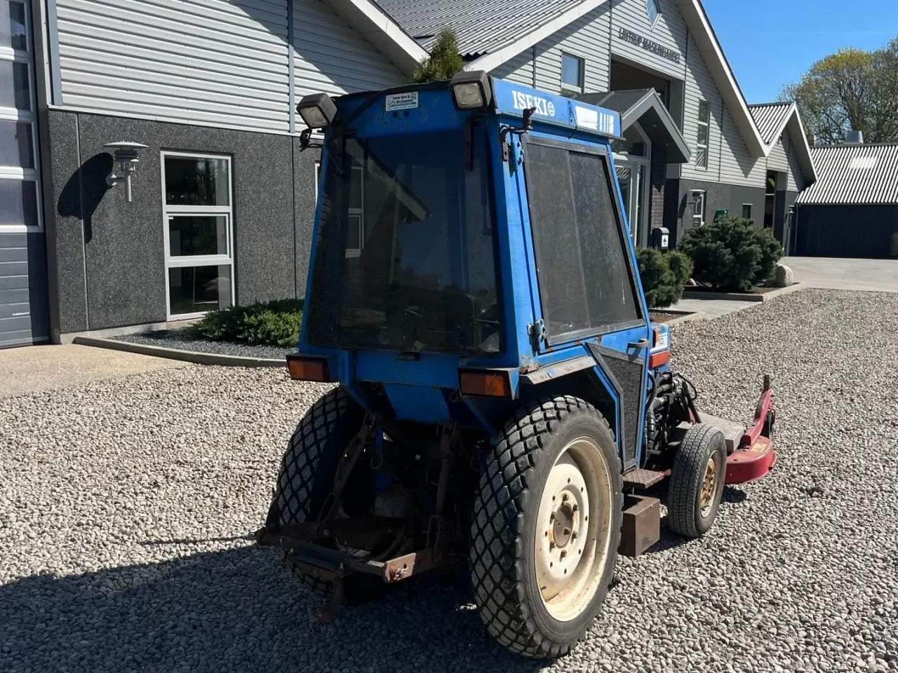 Billede 12 - Iseki 3210 Med klipper og kost