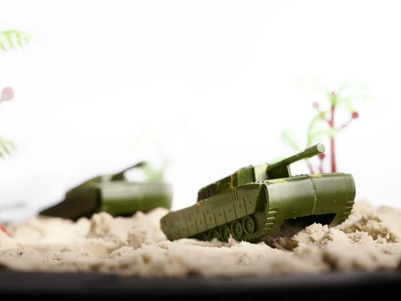 Billede 11 - Militærlegetøj – soldatsæt med base, 307 dele