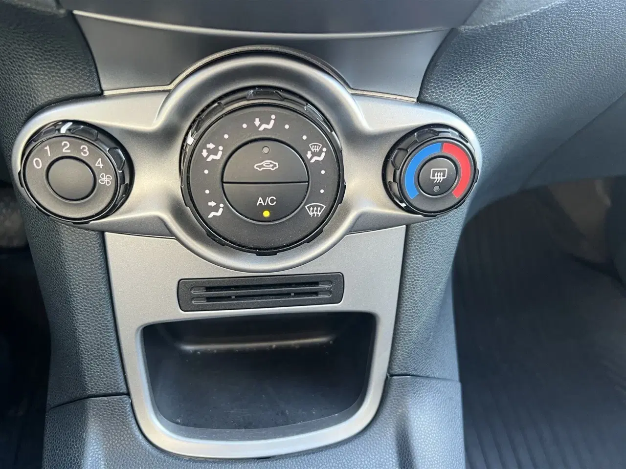 Billede 16 - Ford Fiesta 1,6 TDCi DPF Econetic 90HK 5d