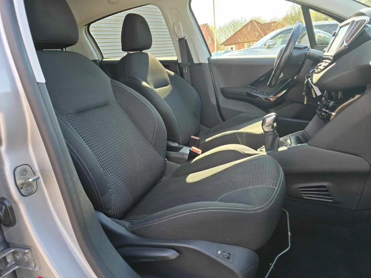 Billede 5 - Peugeot 208 1,6 BlueHDi 100 Allure