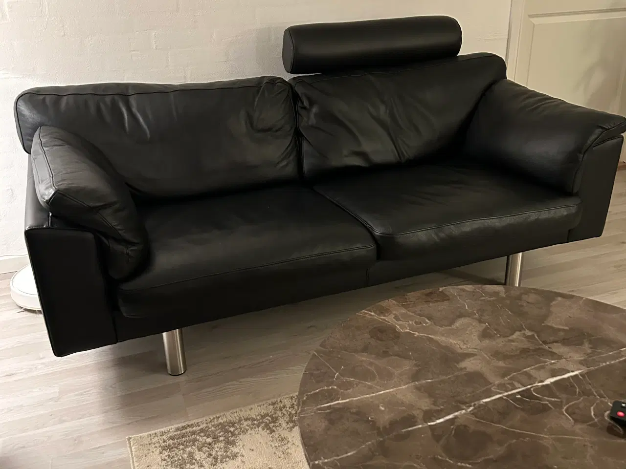 Billede 3 - Flot og stilfuld læderstue 