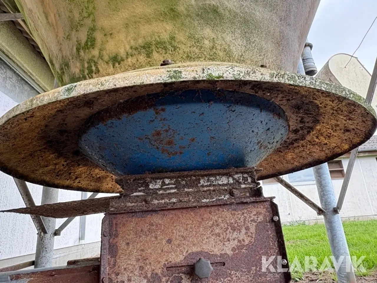 Billede 5 - Silo Tunetanken Glasfiber med motor 1 styk