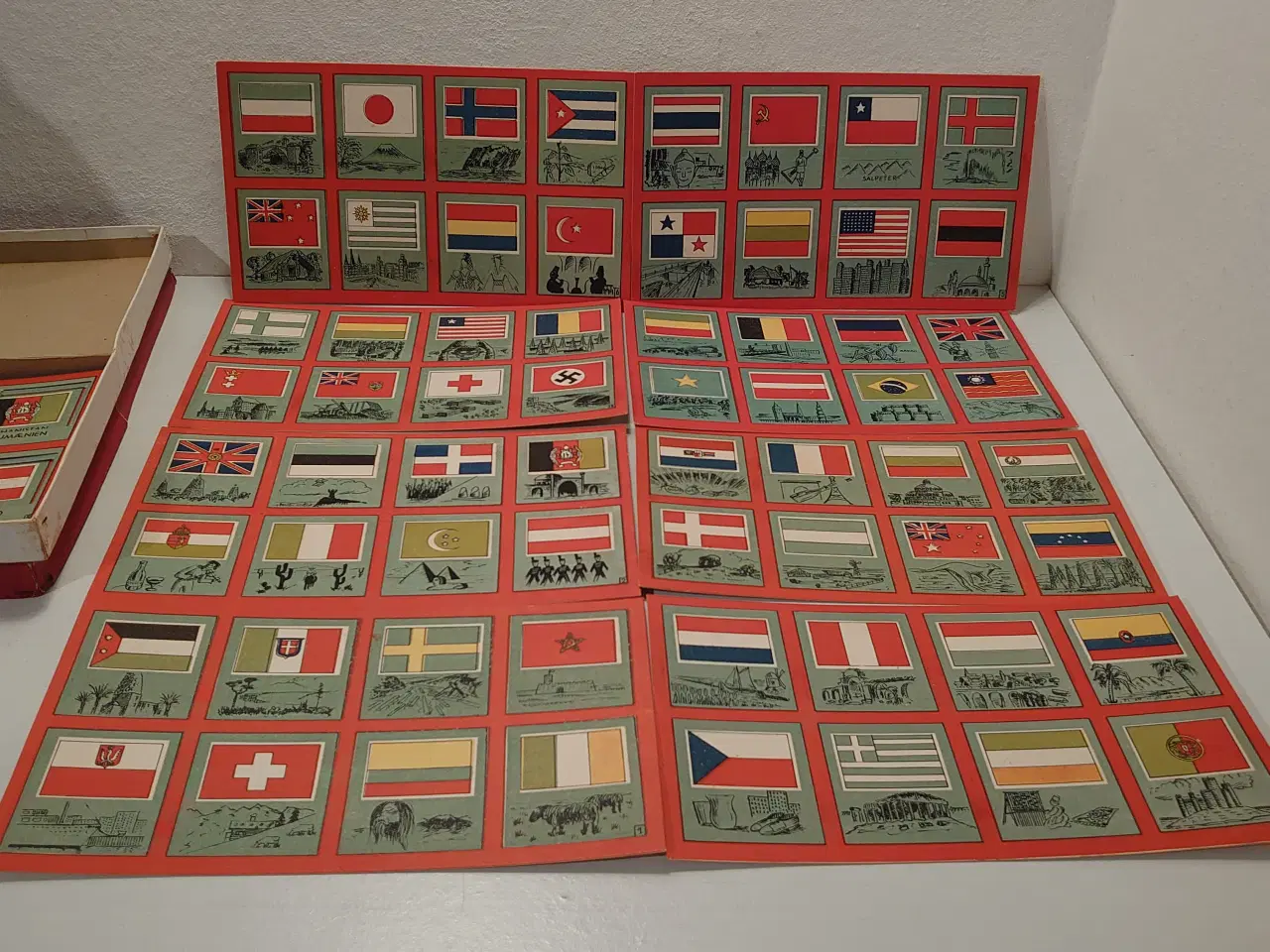 Billede 5 - Lær Nationernes Flag at kende. Sjældent. Ca 1942.