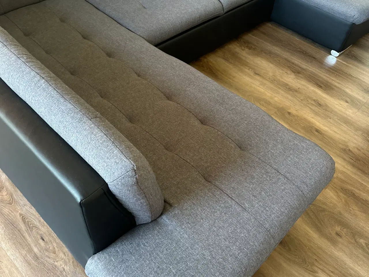 Billede 5 - Sofa med opbevaring og sofa funktion