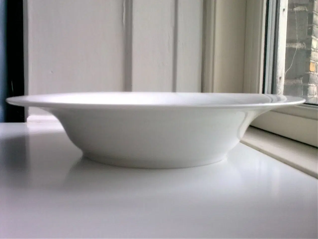 Billede 5 - Royal Copenhagen HVID space fad 1980rne