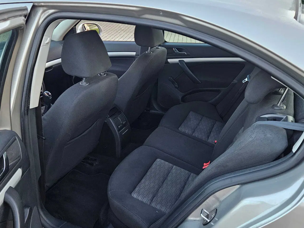 Billede 4 - Skoda Octavia "Nysynet. billig vægtafgift og langt