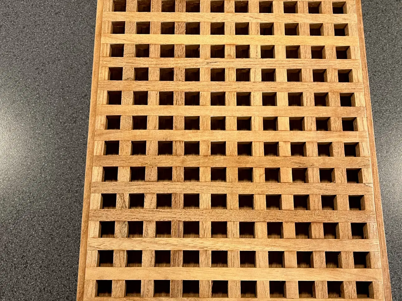 Billede 2 - Trip Trap,  brødskærerist i teaktræ.