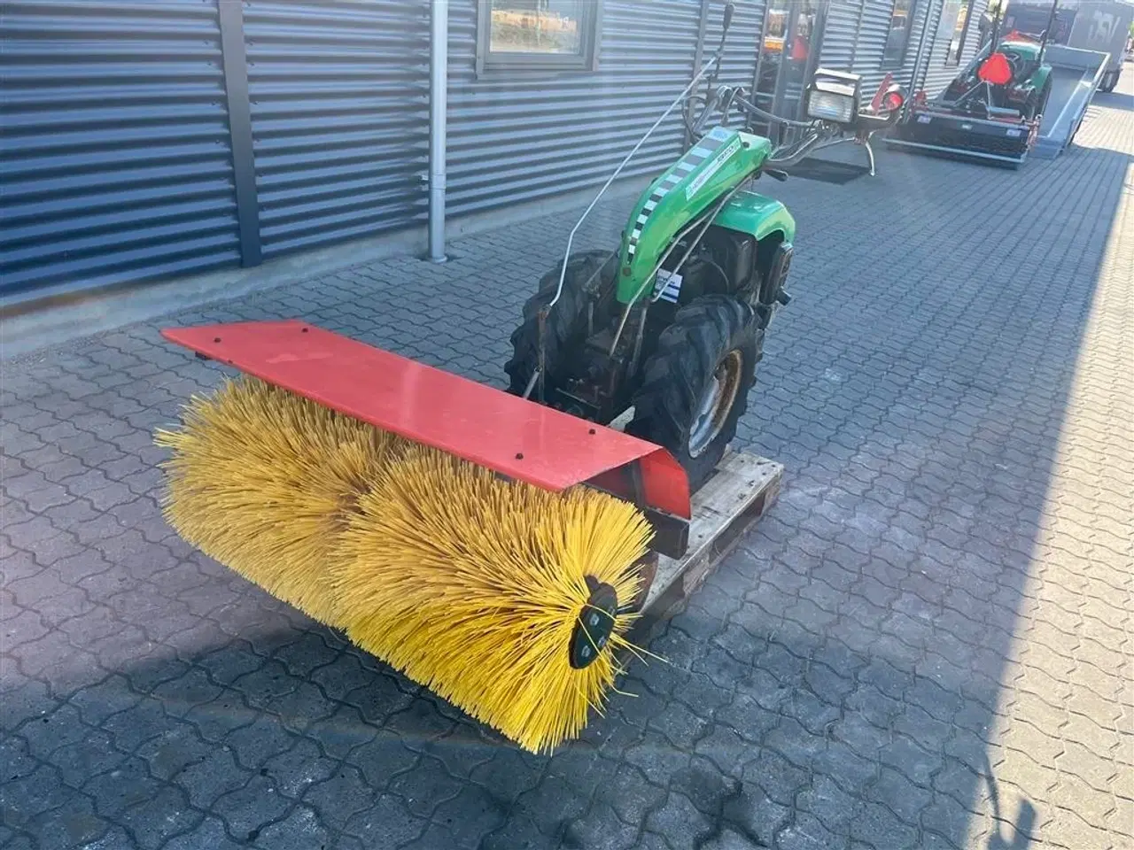 Billede 9 - - - - Roriatica AC 400 2hjulet traktor med kost
