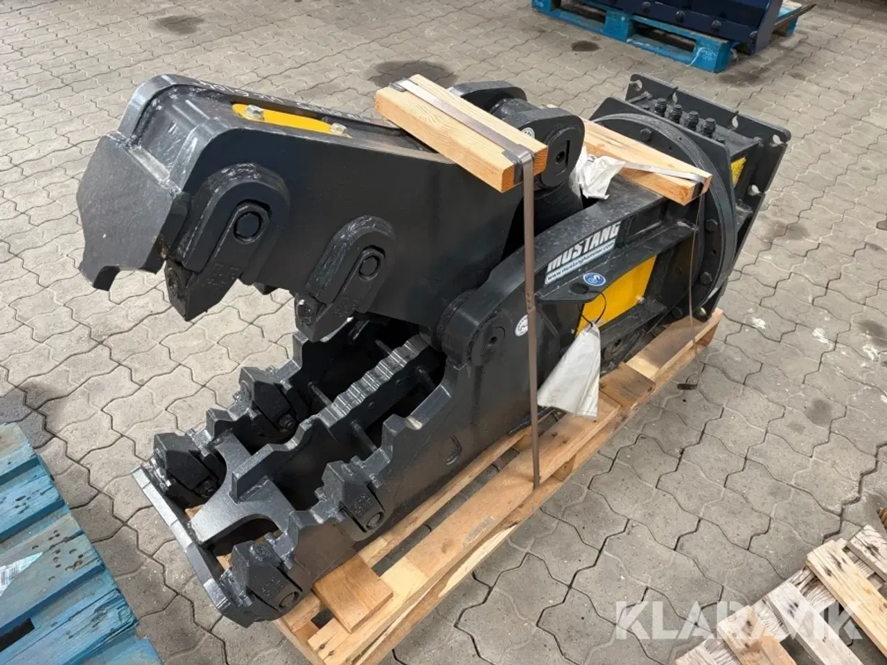 Billede 1 - Knusekæbe Mustang RH05