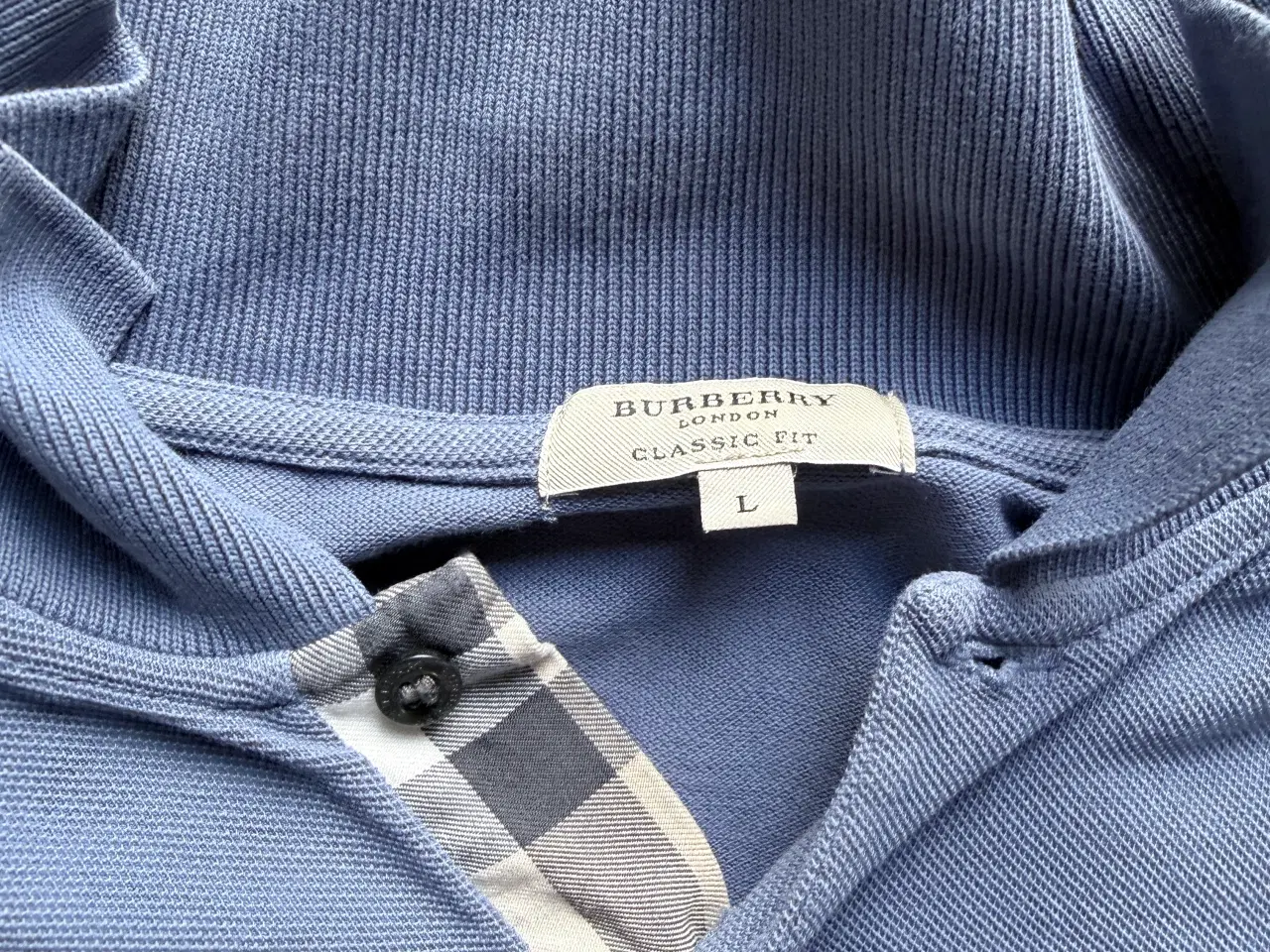 Billede 2 - Burberry Polo i str. L