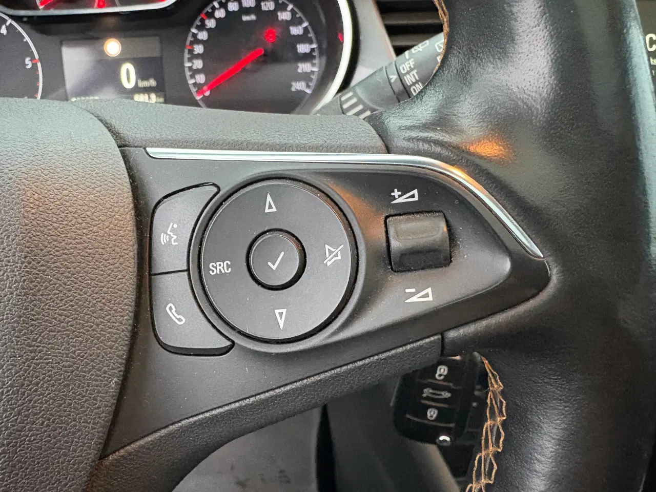 Billede 17 - Opel Crossland X 1,6 CDTi 120 - Velkørende og pæn.