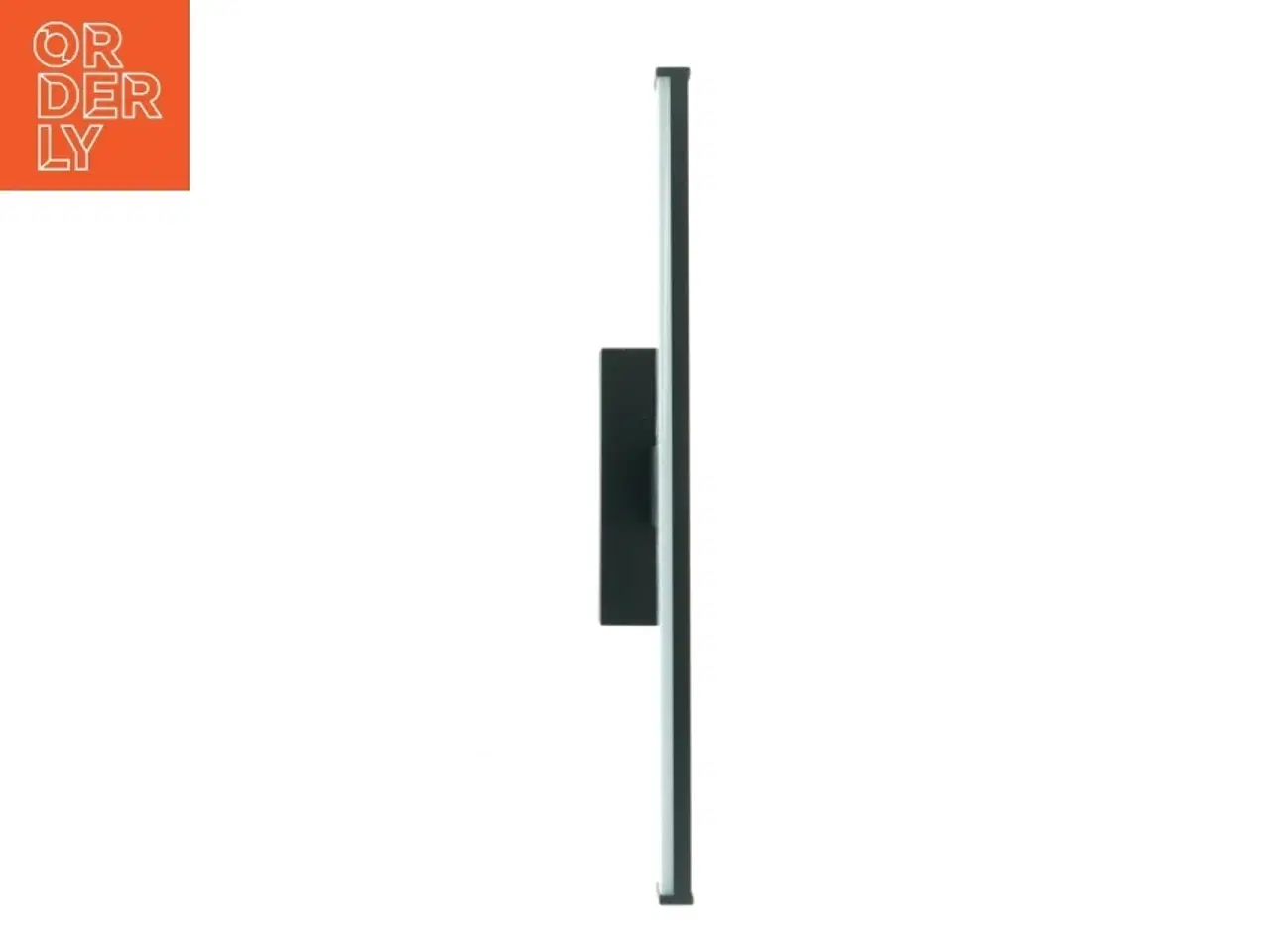 Billede 3 - Sort lampe (str. 40 x 12,5 cm)