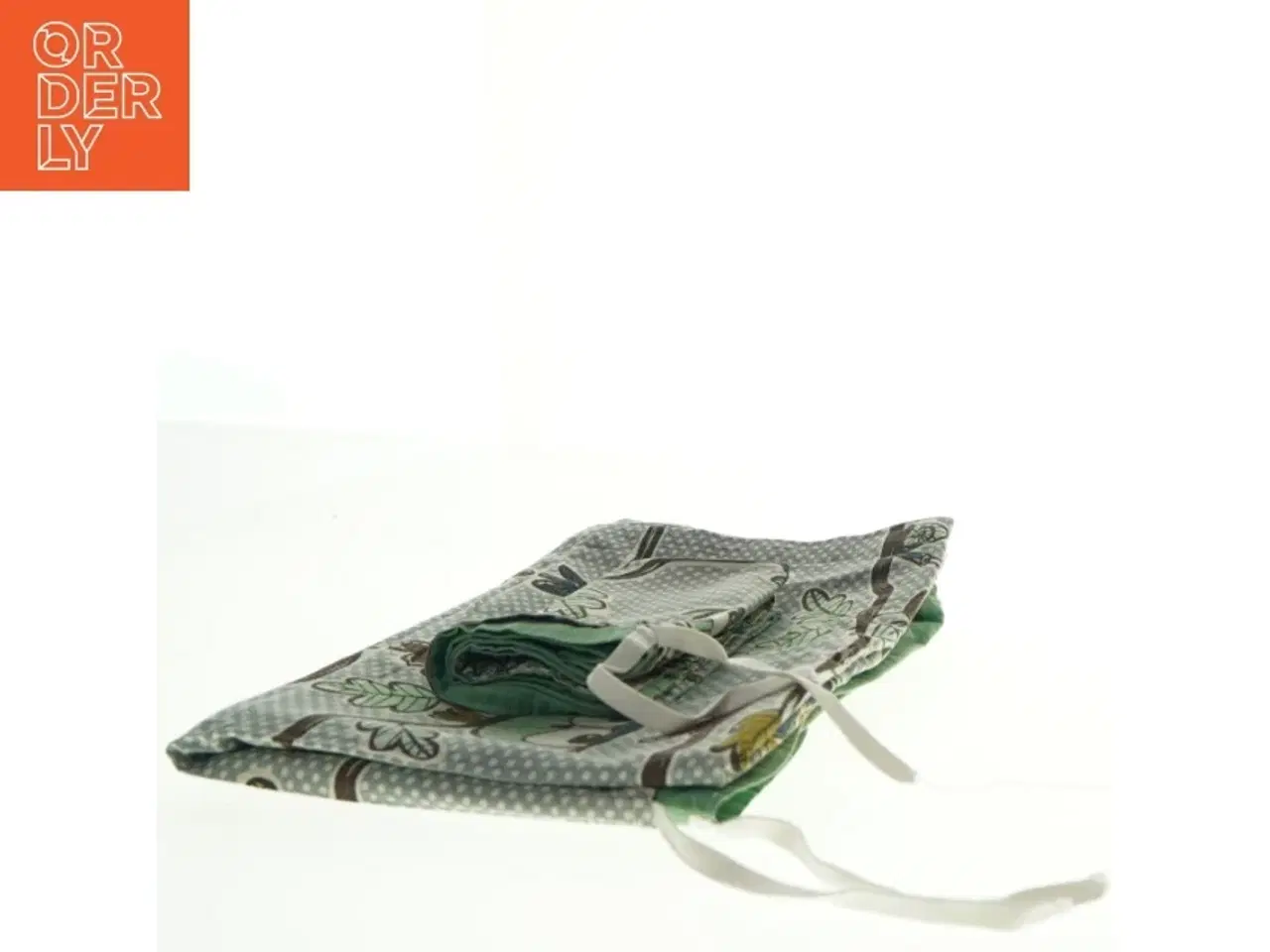 Billede 3 - Babysengetøj  med dyreprint næsten som nyt(str. 34 x 40 cm 65 x 87 cm)