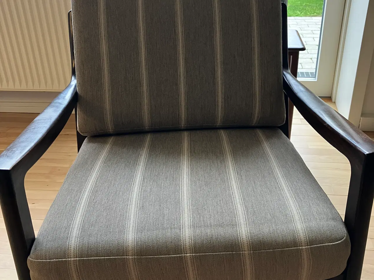 Billede 9 - Lænestol Ole Wanscher i mahoni og uldbetrak ny POL