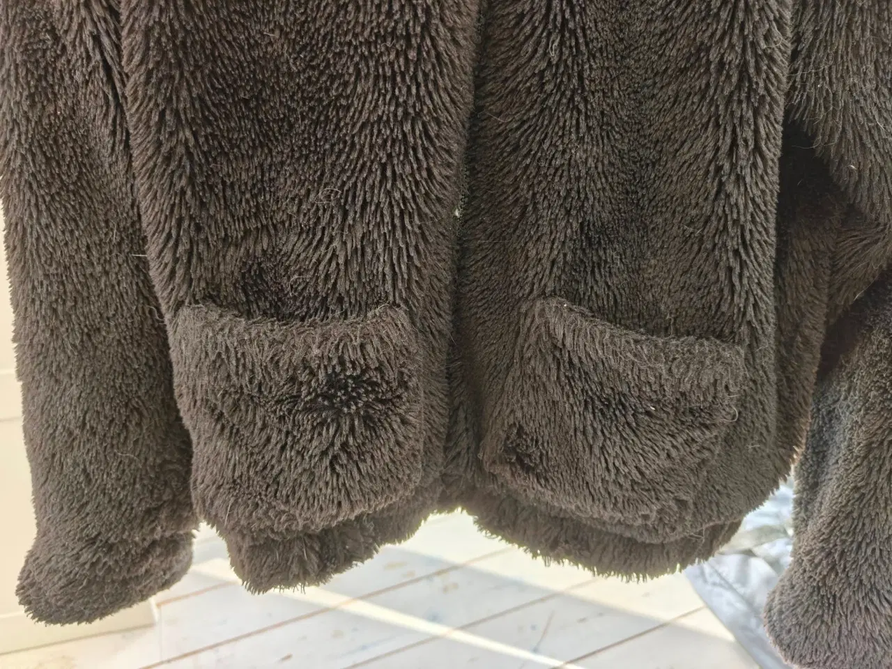 Billede 2 - Sort pels-jakke str 158/164