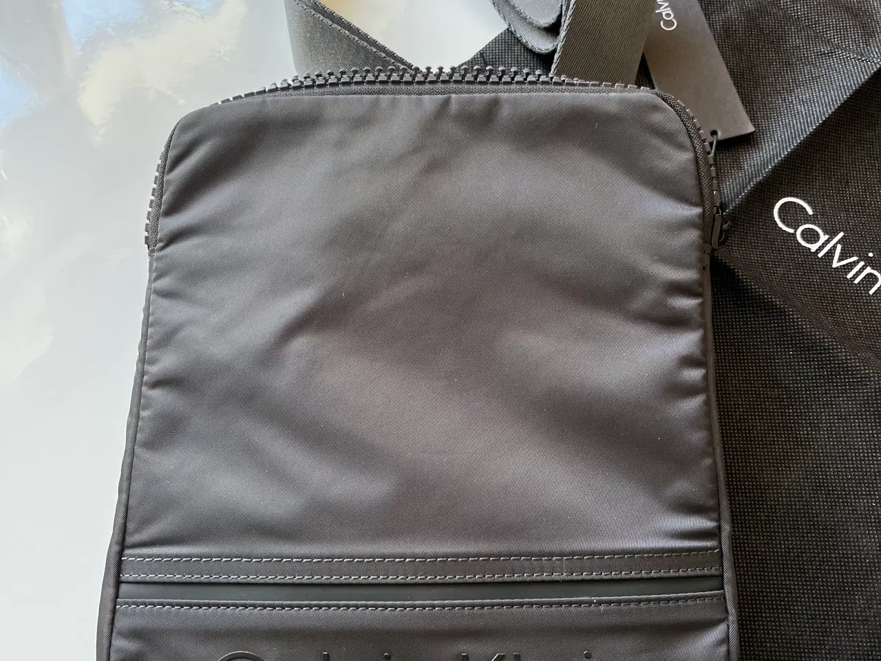 Billede 3 - Calvin Klein crossover taske
