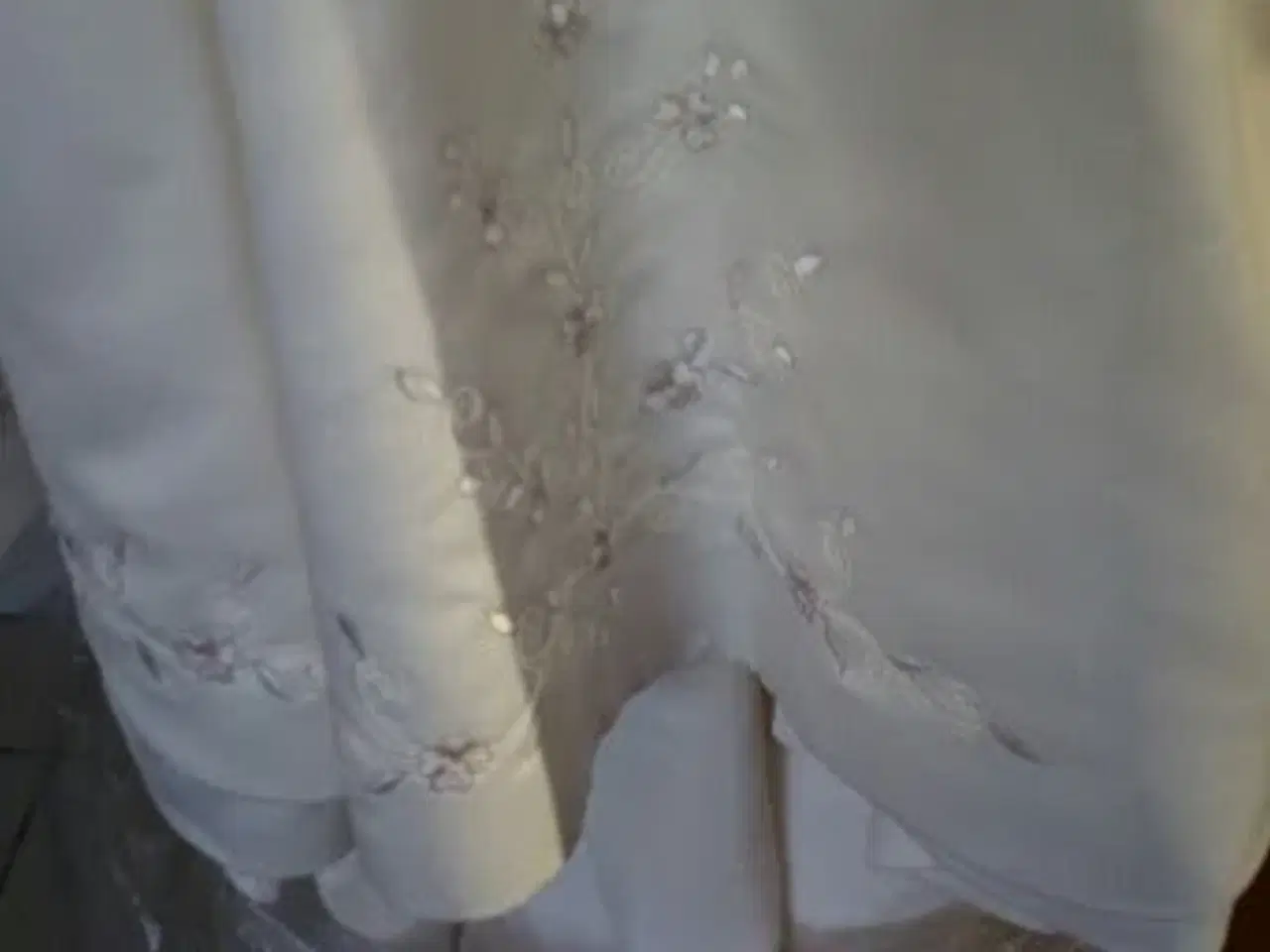 Billede 3 - Brudekjole str e 40