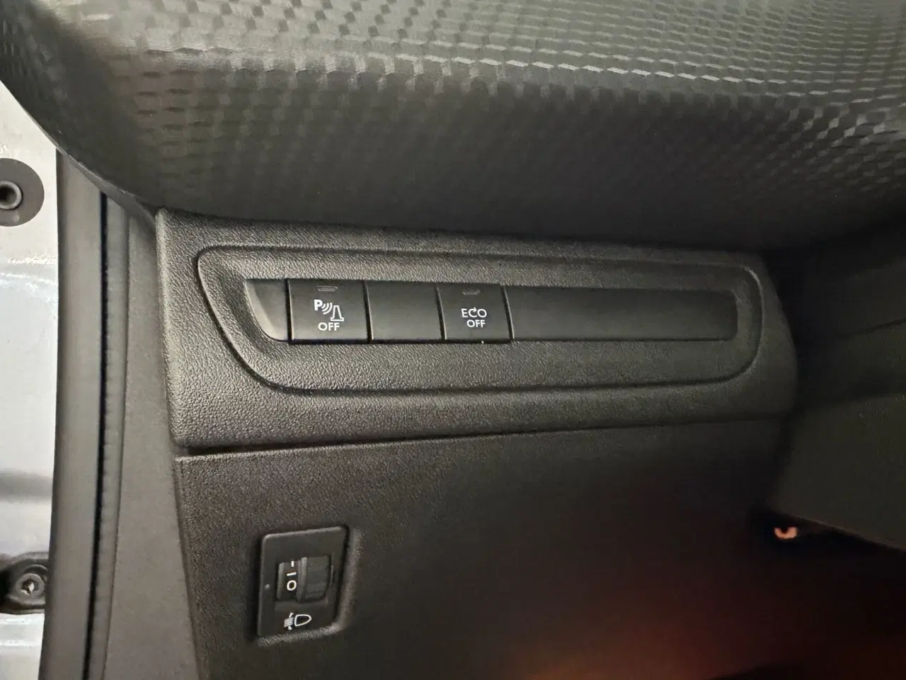 Billede 8 - Peugeot 2008 1,2 e-THP Allure Sky 110HK 5d