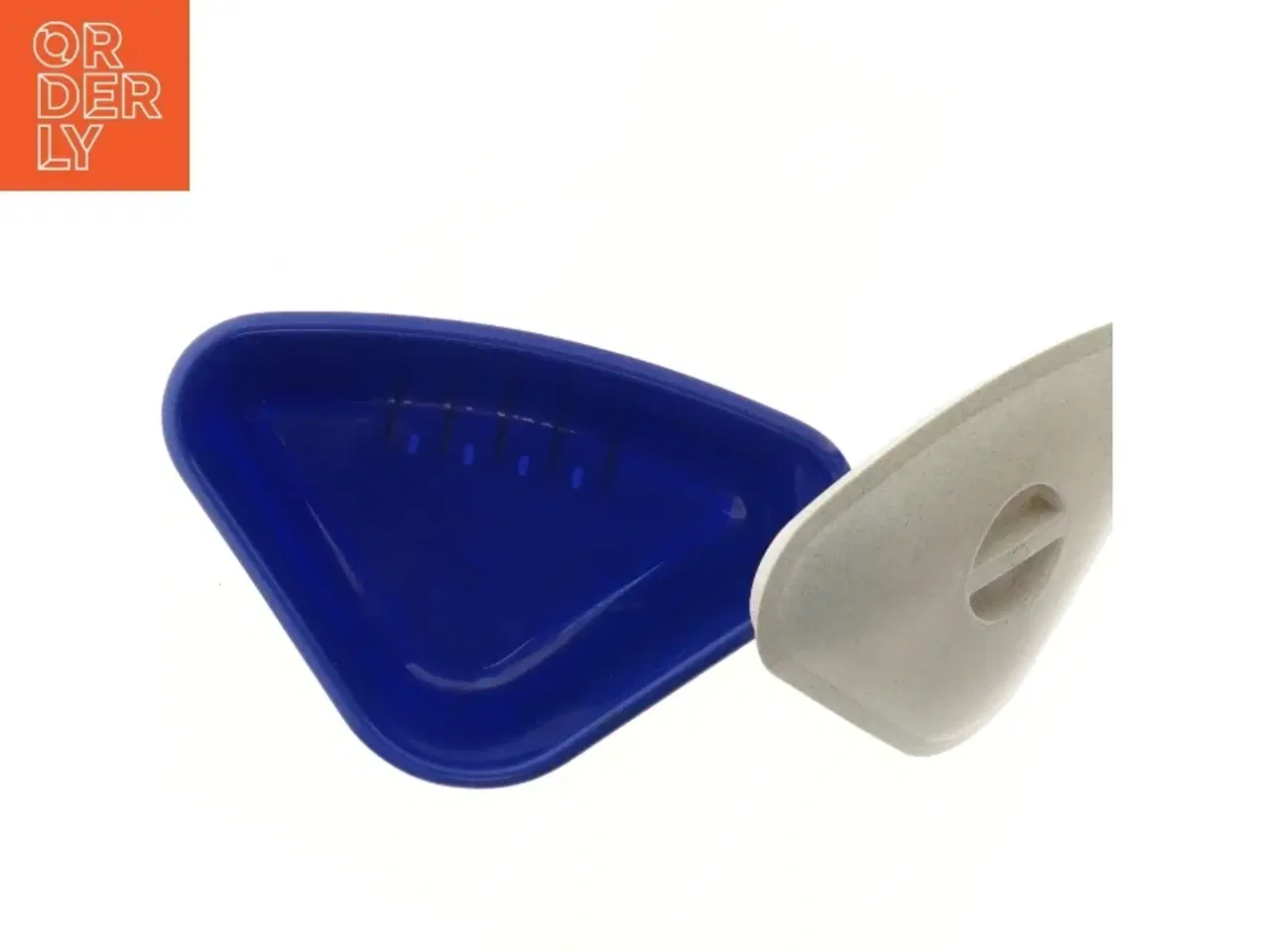 Billede 6 - Beholder fra Tupperware (str. 25x16x15 cm)