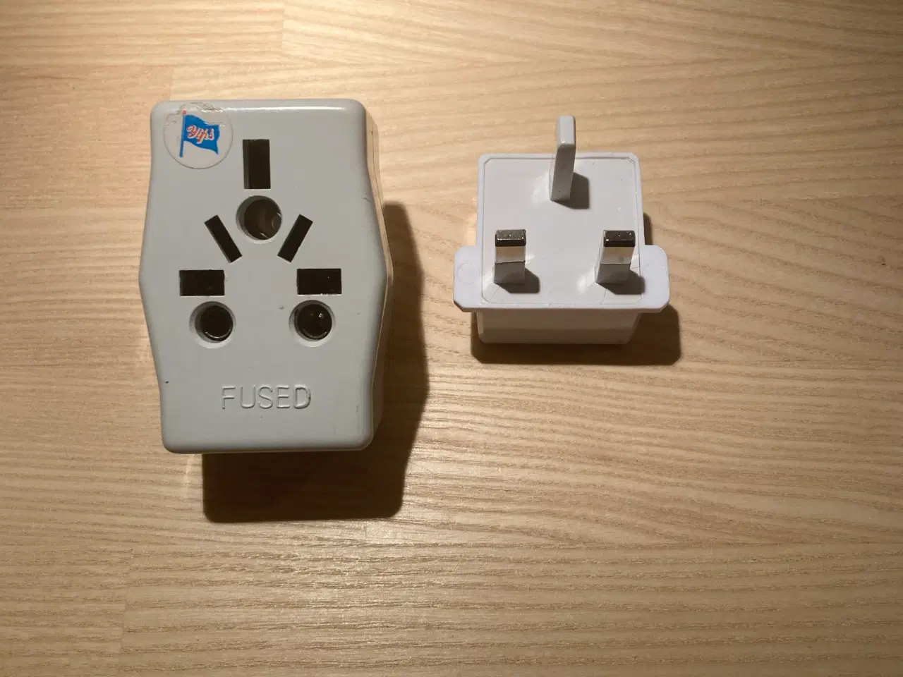 Billede 8 - 13 Amp / 250 Volt EU/DK til UK netstik adapter