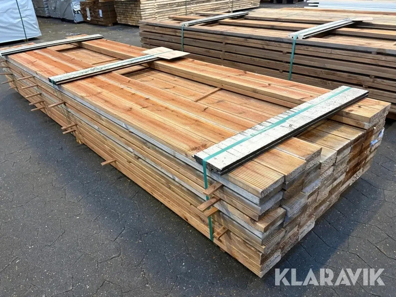 Billede 3 - Terrassebrædder brun imprægneret 90 styk