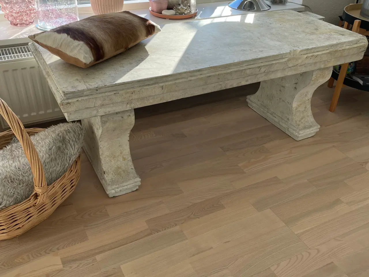 Billede 20 - “Marmorbænk” i træ gammel rekvisit Kgl Teater