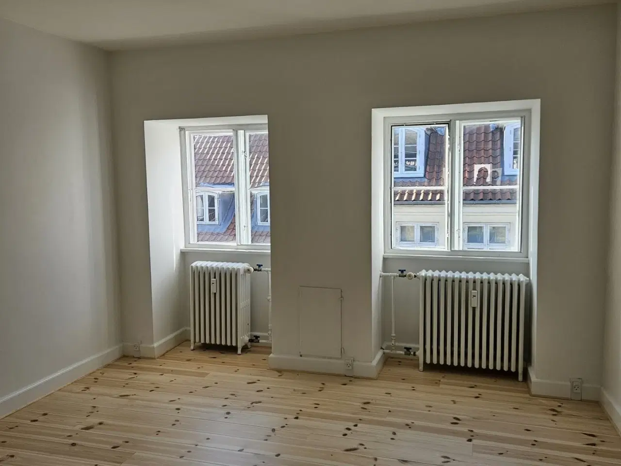 Billede 3 - Latinerkvarteret. Lyst kontorlokale i Storkøbenhavn. tæt på offentlig transport.