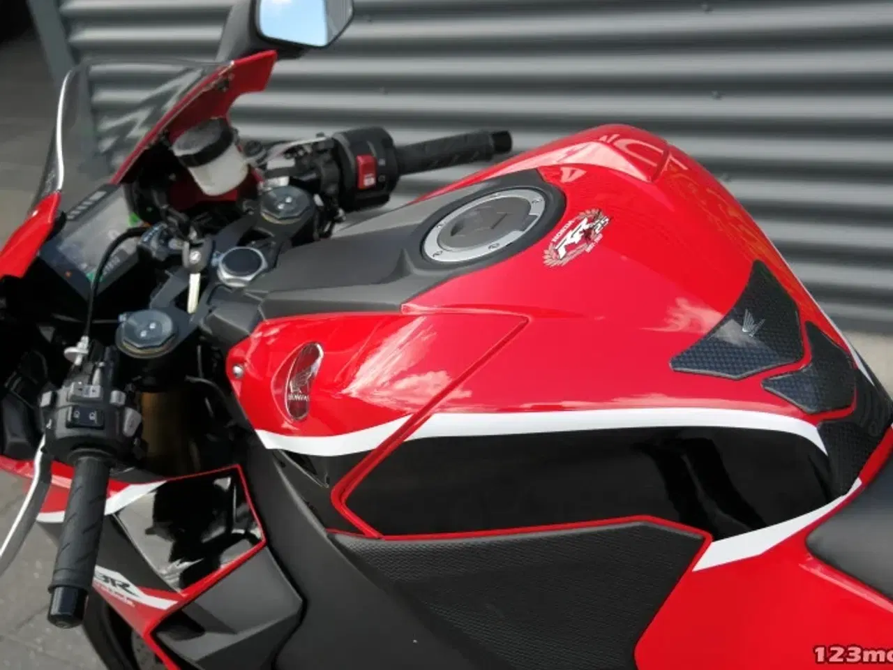 Billede 23 - Honda CBR 1000 RR Fireblade MC-SYD       BYTTER GERNE