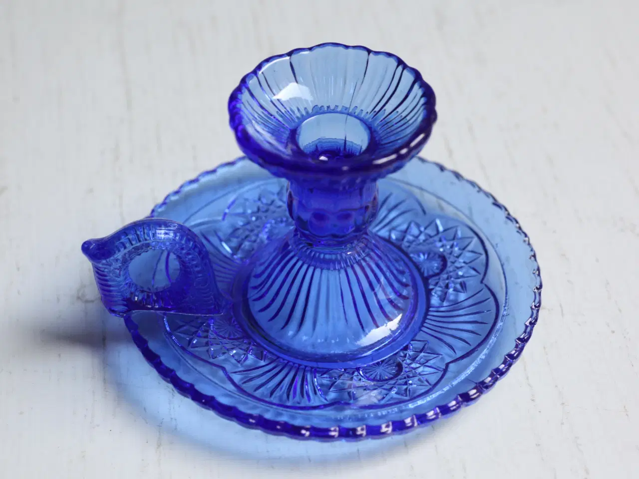 Billede 2 - Smuk kammerlysestage Fyens Glasværk