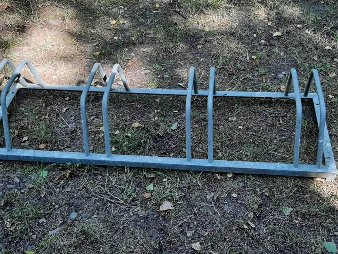 Billede 2 - Cykelstativ til 4 cykler