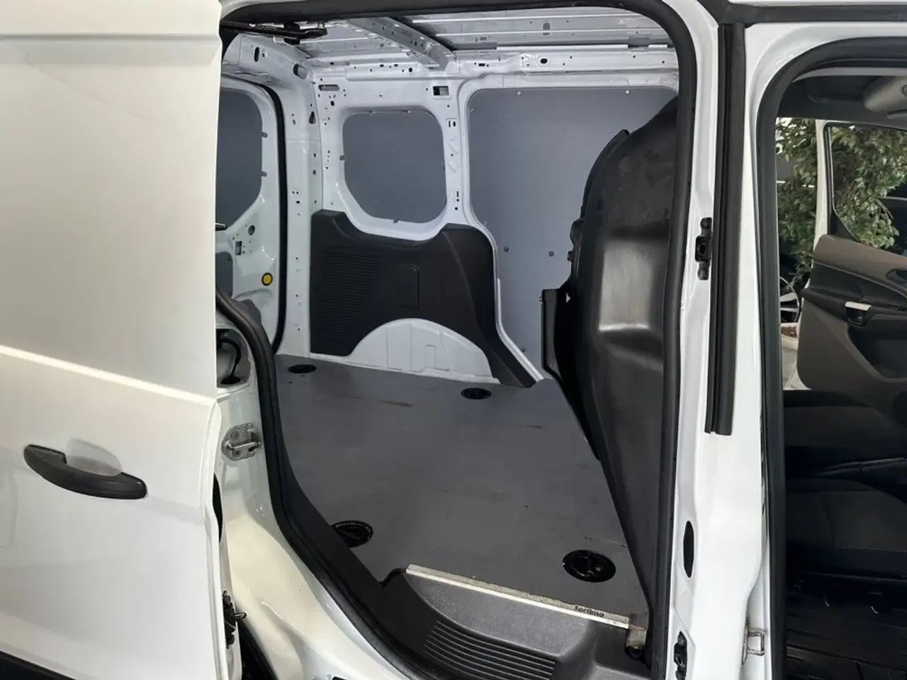 Billede 12 - Ford Transit Connect 1,0 SCTi 100 Trend kort