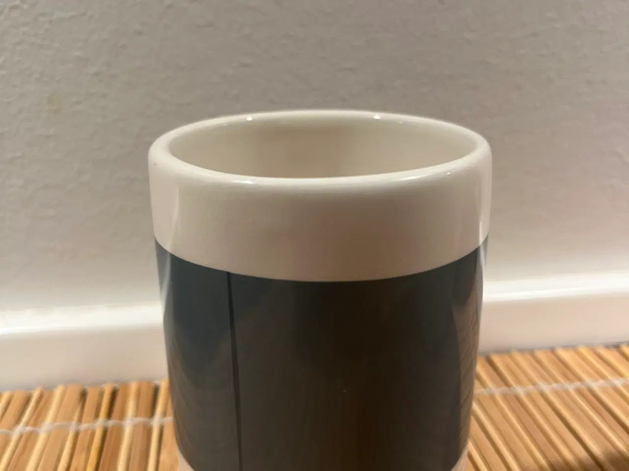 Billede 2 - Flot krus fra Royal Copenhagen i blåt og hvidt