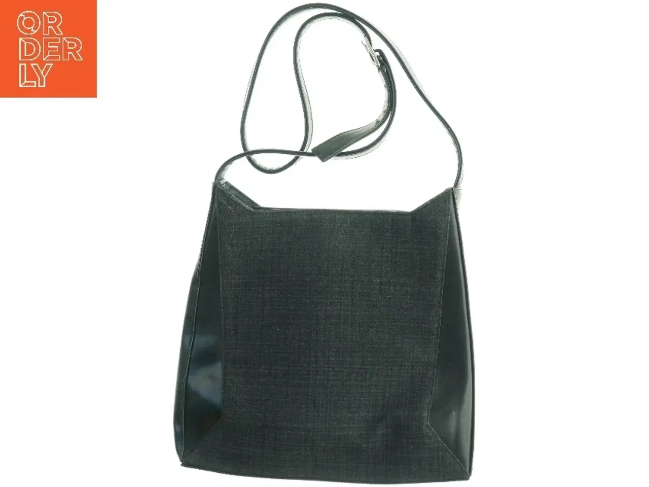 Billede 1 - Sort skuldertaske (str. 28,5 x 28,5 cm)