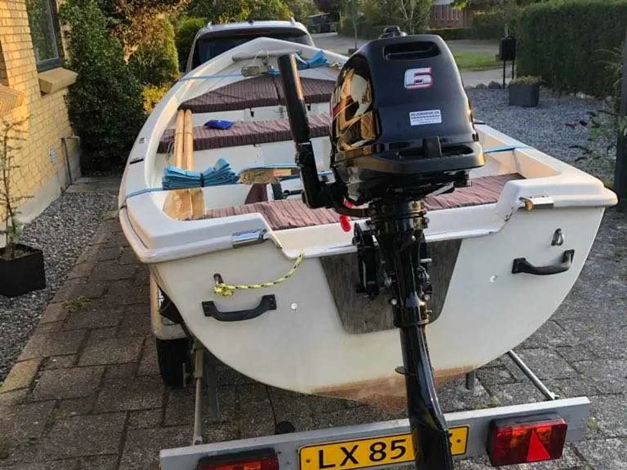 Billede 5 - Super fin jolle Crescent med motor og trailer