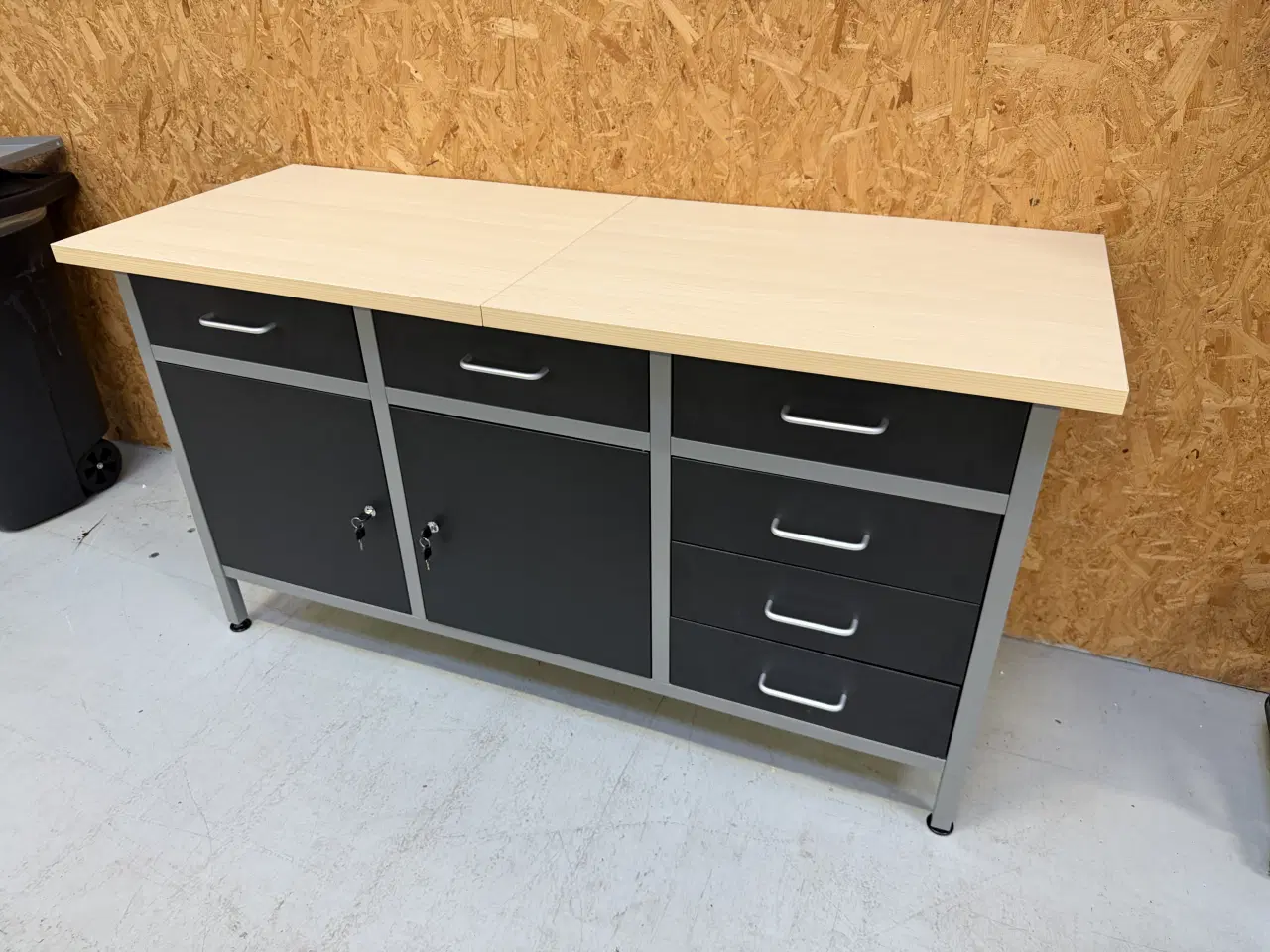 Billede 1 - Arbejdsbord, nyt og samlet 