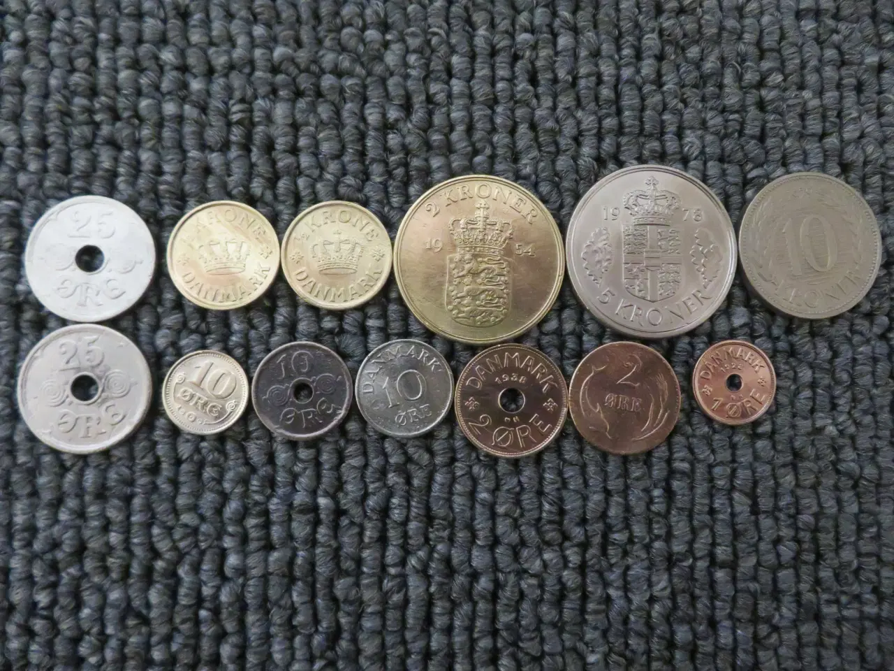 Billede 1 - Mønter. Bla. 2stk. 1/2 Krone 