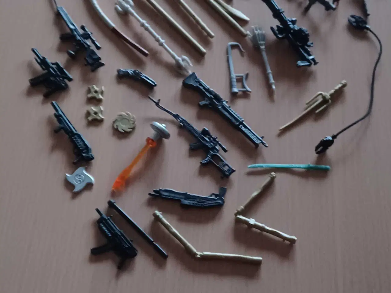 Billede 7 - Acionman med våben 