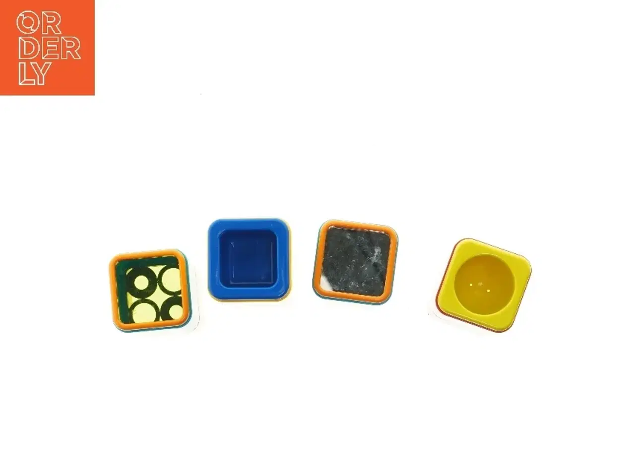 Billede 3 - Farverige plastikopbevaringsbokse