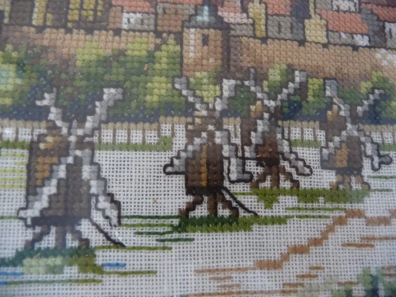 Billede 3 - Håndbroderet billede af København