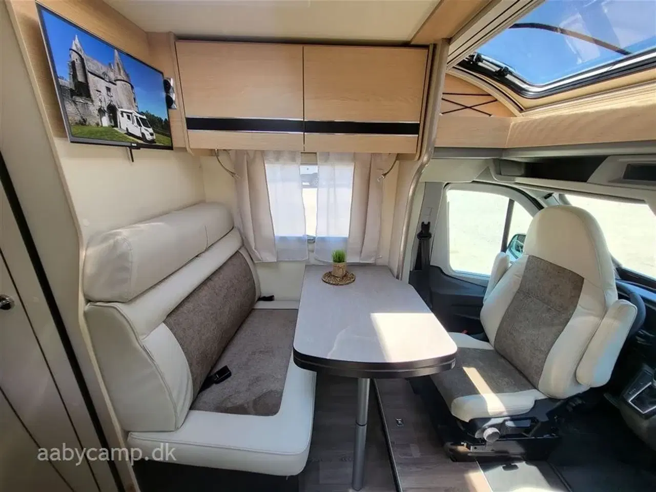 Billede 7 - 2024 - Autostar Performance 680 LJ-FD Automatgear. Solceller. 200 Ah Lithium Batteri. 2000w Inverter. Varme på Spildevandstank. Cykelstativ med El hejs. KUN 5500 KM!!!