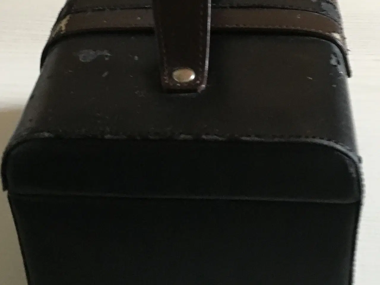 Billede 2 - Smykkeskrin/taske JAMELLE Ltd. ghd