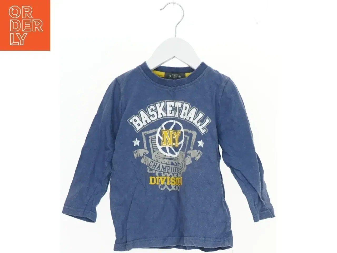 Billede 1 - Basketball langærmet T-shirt (str. 104)